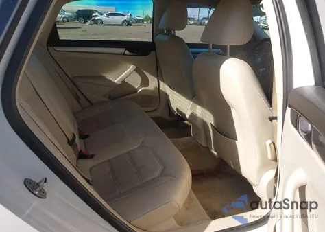 2015 Volkswagen Passat 1.8T Limited Edition from USA, damaged, VIN 1VWAS7A35FC100177